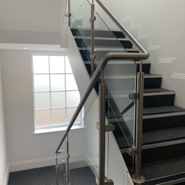 Grade 304 Stainless Steel Post & Rail Balustrade System on Residential Apartment Block Staircase