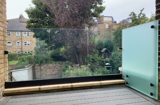 Frameless Aluminium Channel & Button System