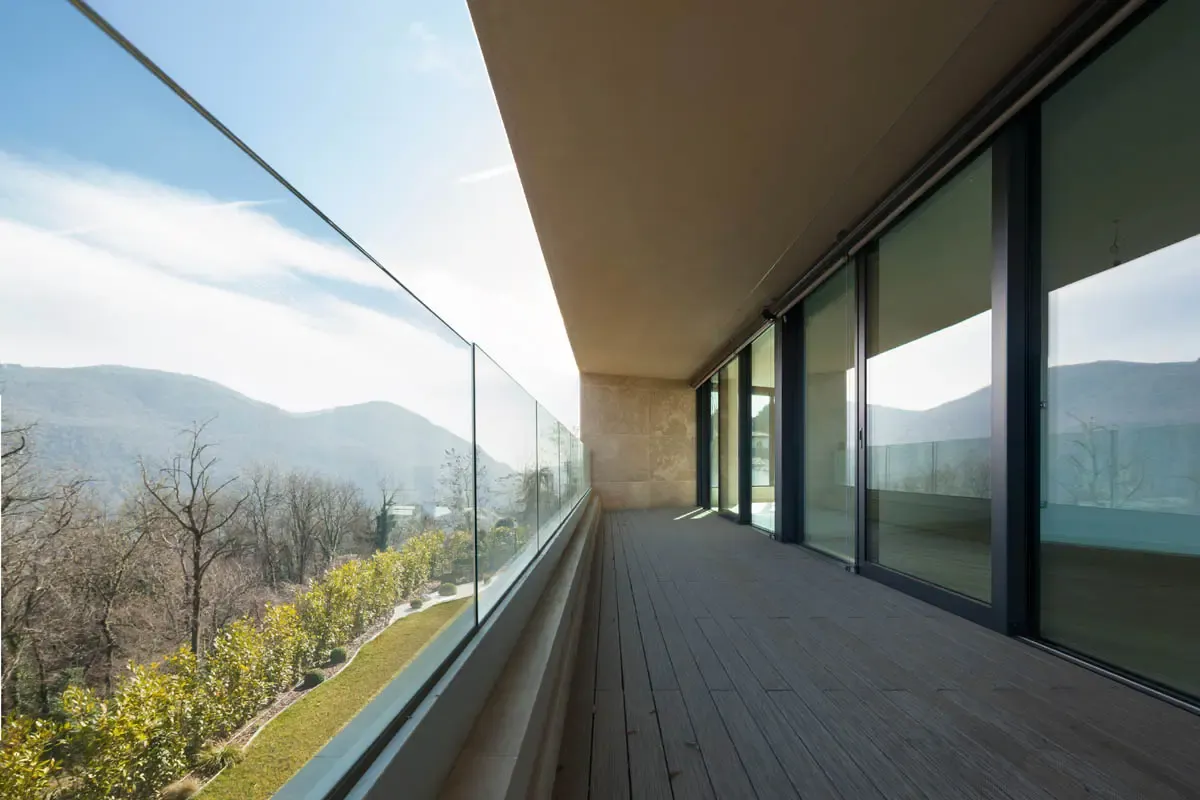 imgi_25_work-steklo-balcon-7